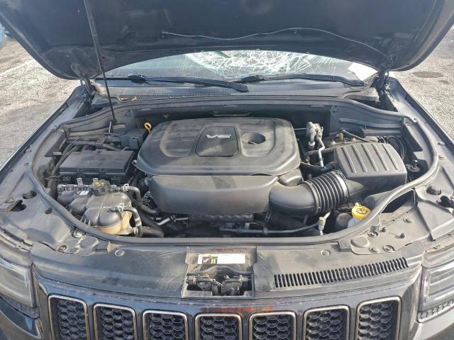 Jeep Grand Cherokee Overland Image 11