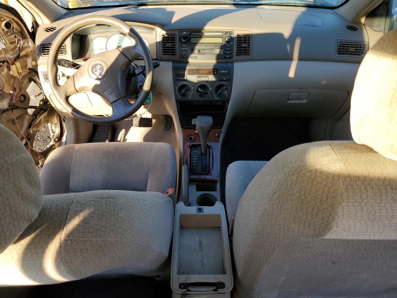 Toyota Corolla Ce Image 6