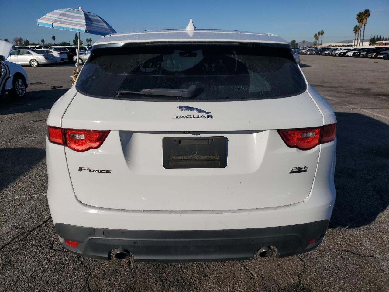 Jaguar F-PACE Premium Image 4