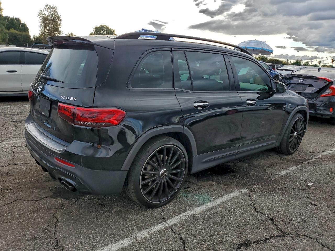 Mercedes-Benz GLB Amg 35 4matic Image 2