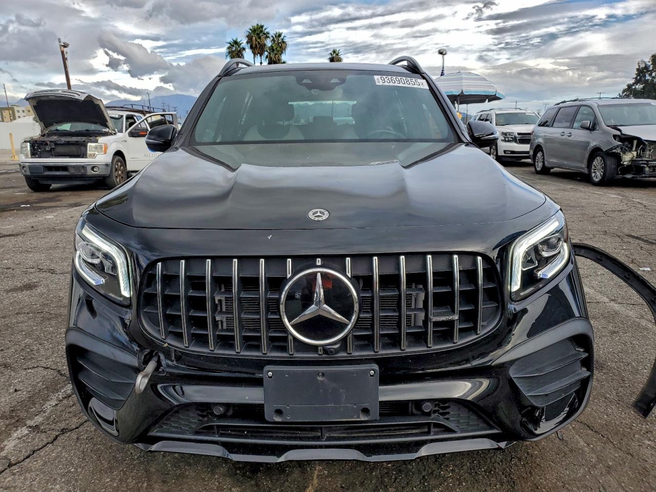 Mercedes-Benz GLB Amg 35 4matic Image 7