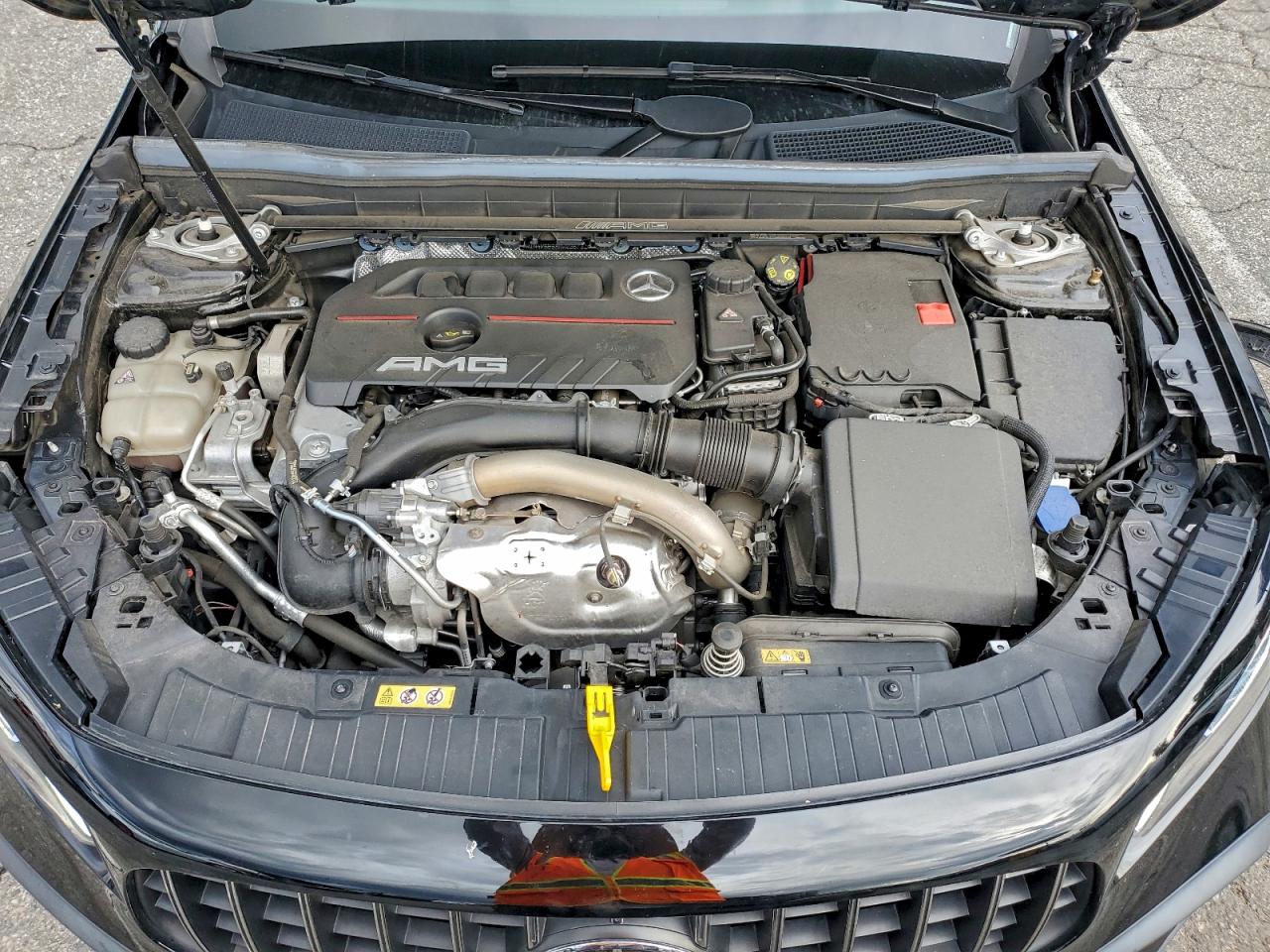 Mercedes-Benz GLB Amg 35 4matic Image 12