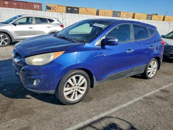  Salvage Hyundai TUCSON