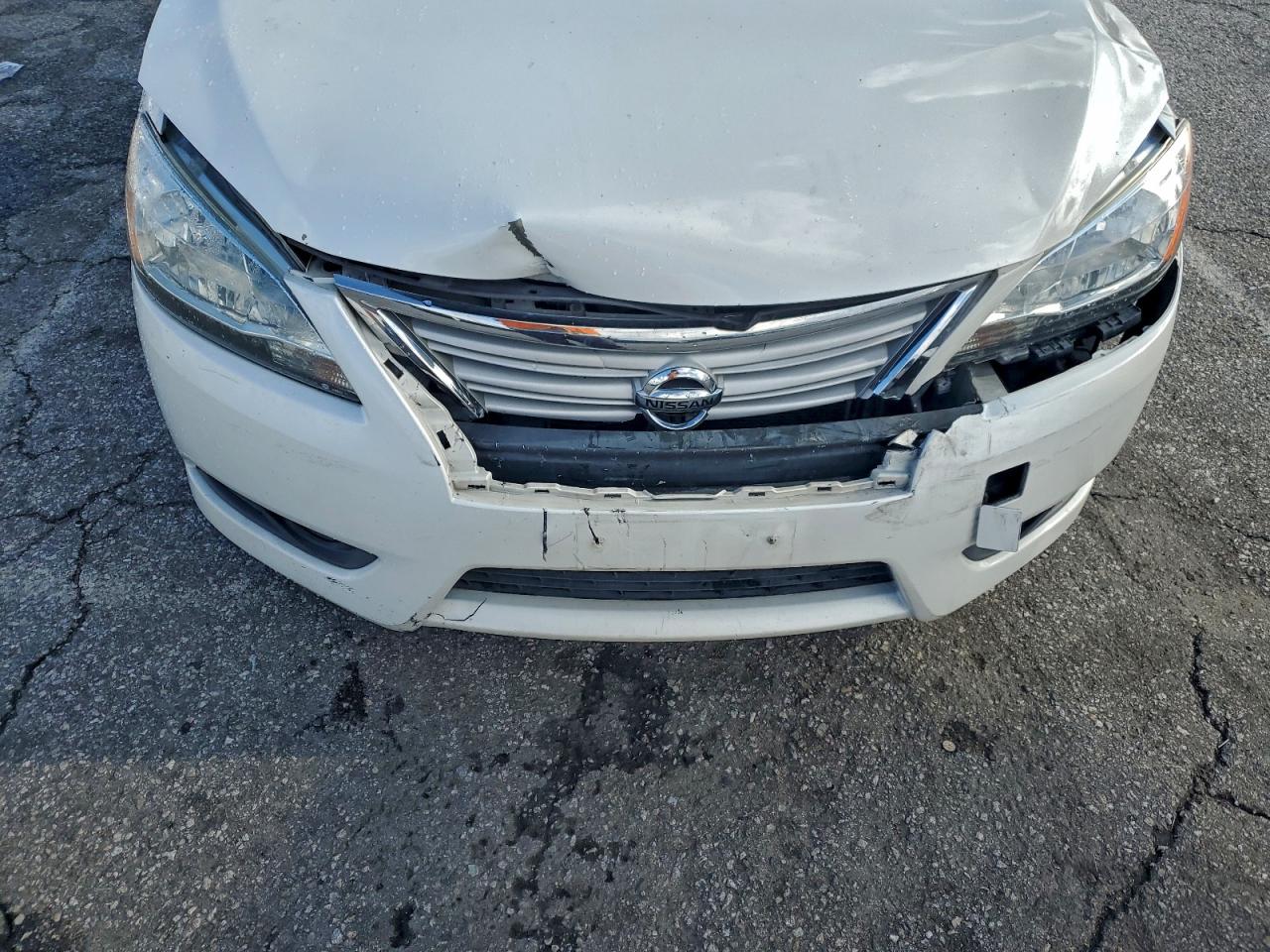 Nissan Sentra S Image 12