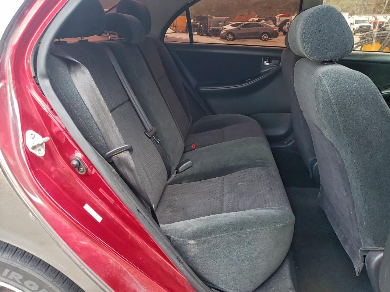 Toyota Corolla Ce Image 11