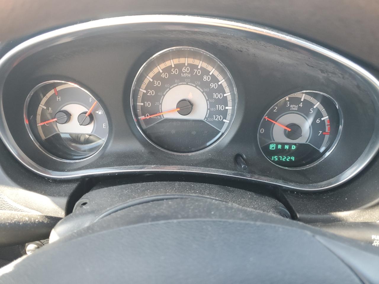 Chrysler 200 Lx Image 8