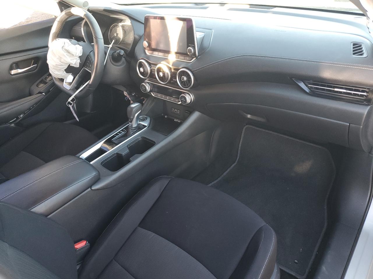 Nissan Sentra Sv Image 8