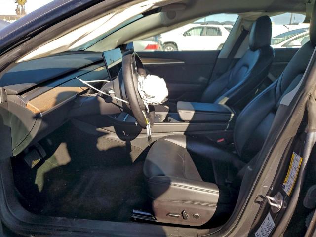 Tesla Model 3 Image 5