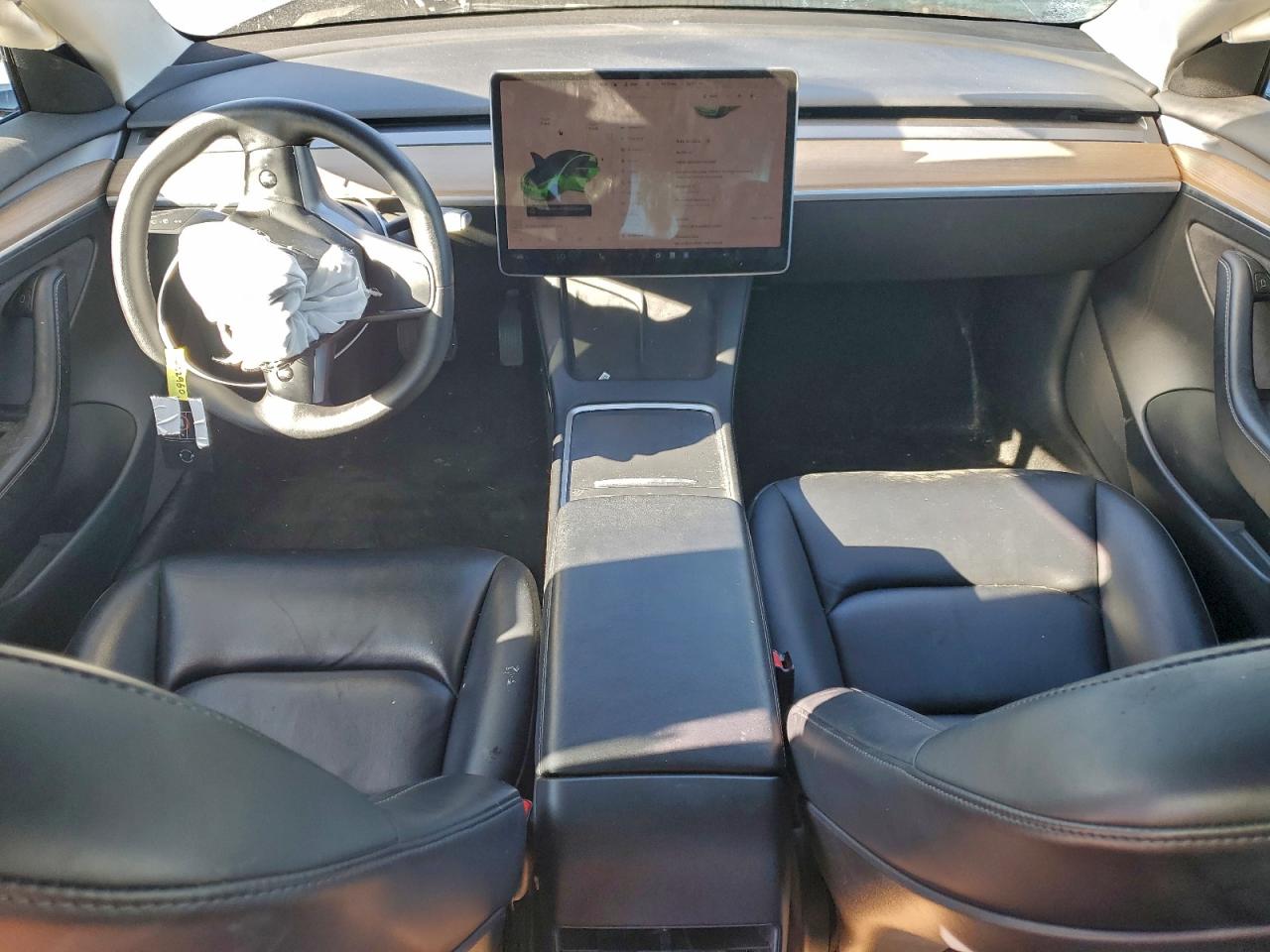 Tesla Model 3 Image 6