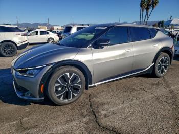  Salvage Kia EV6
