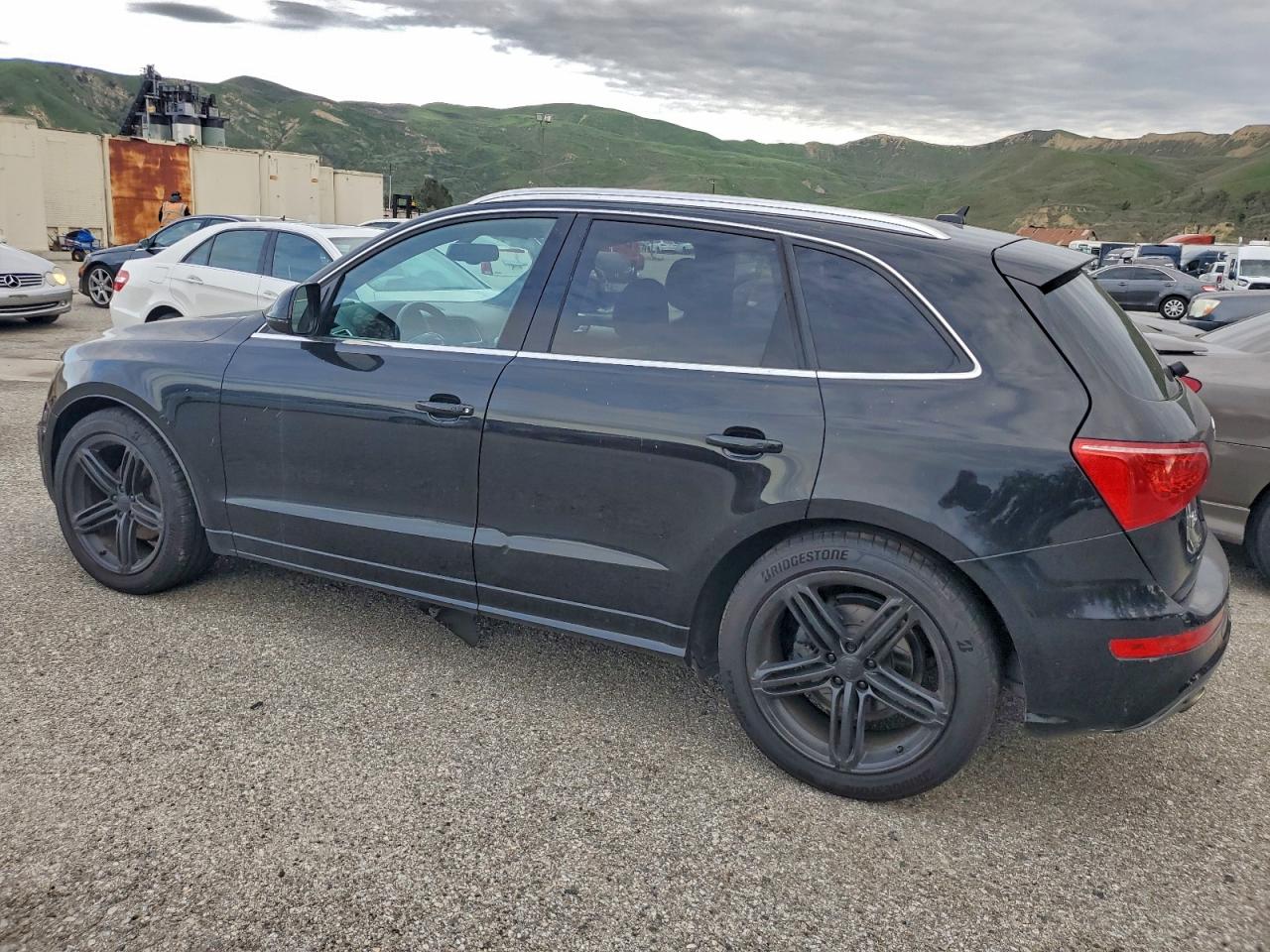 Audi Q5 Premium Plus Image 11