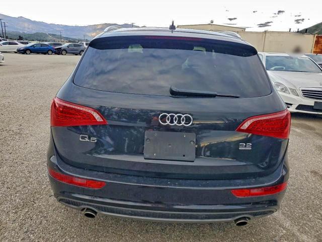 Audi Q5 Premium Plus Image 10