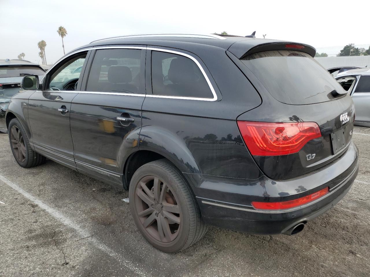 Audi Q7 Premium Plus Image 2