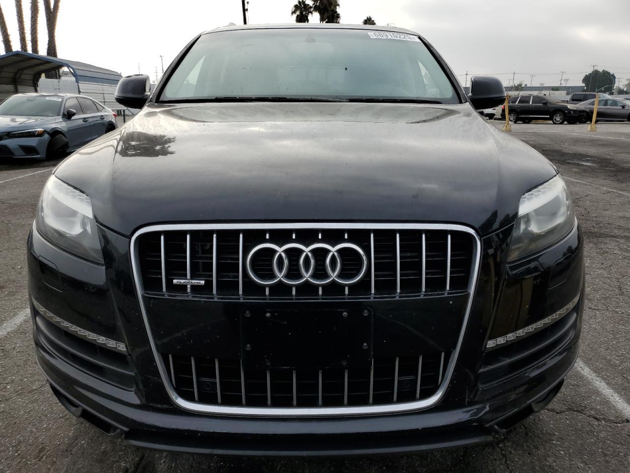 Audi Q7 Premium Plus Image 3