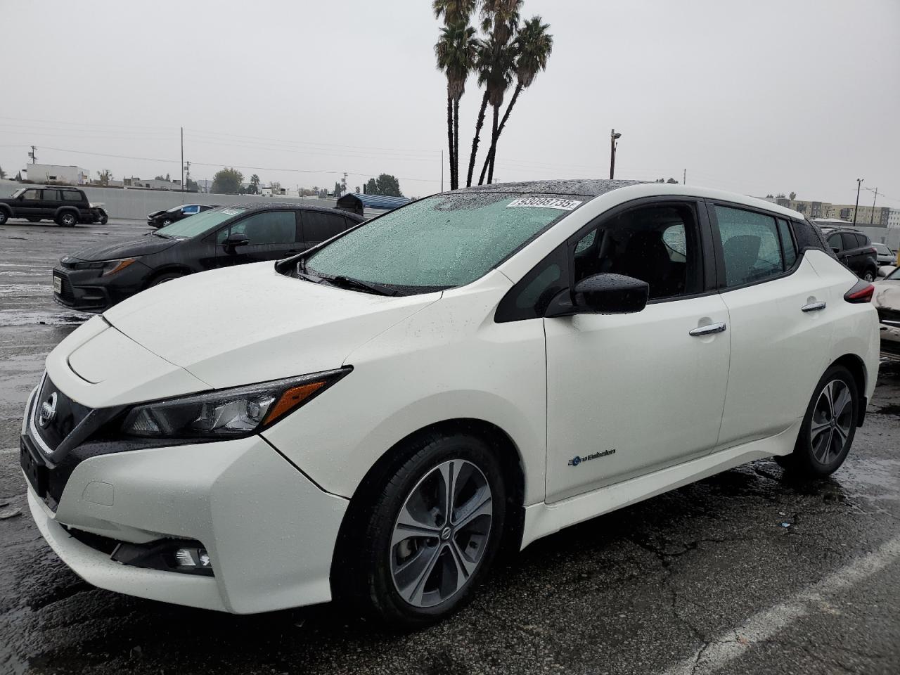 Nissan LEAF S Image 1