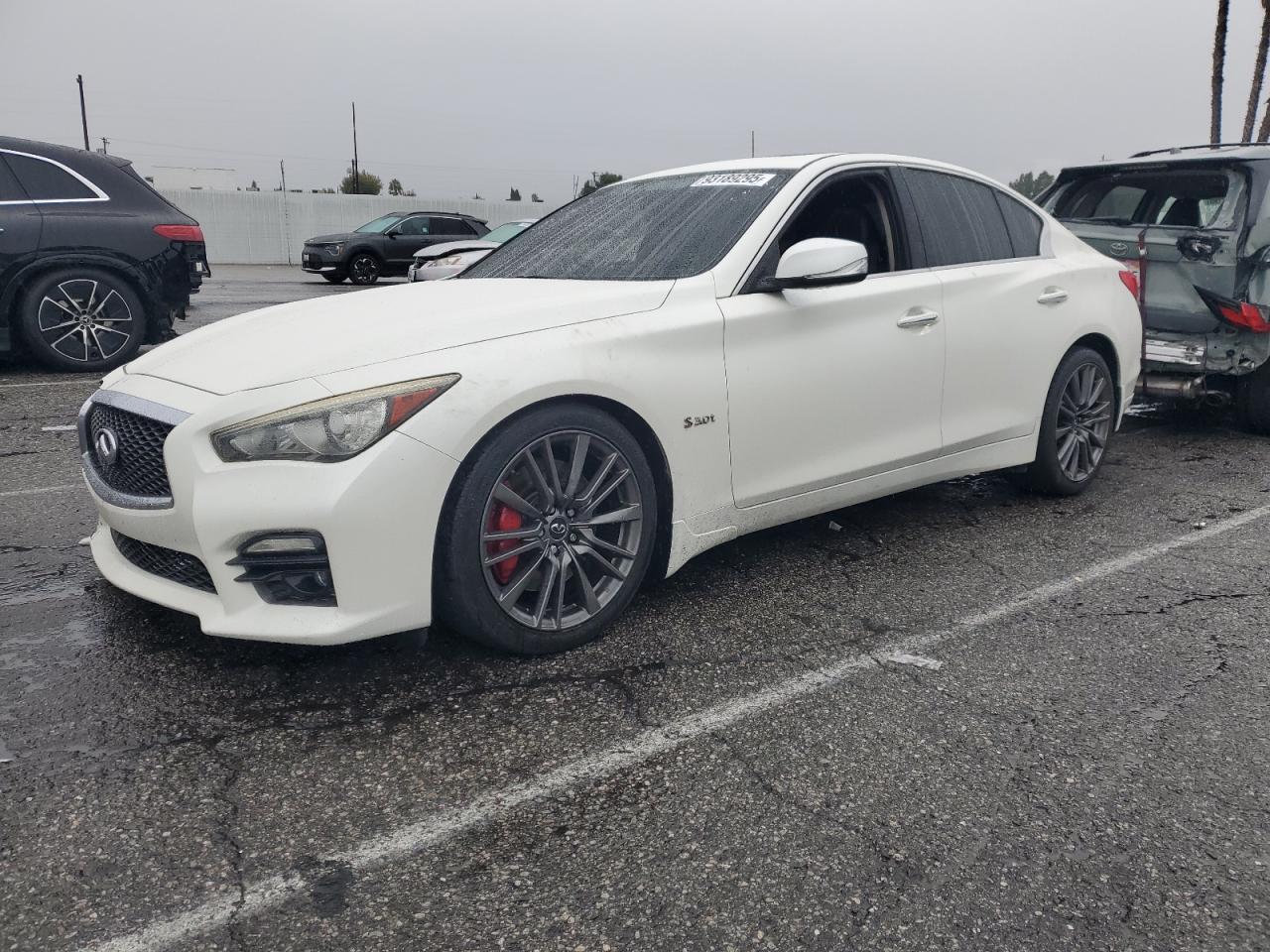 INFINITI Q50 Red Sport 400 Image 1