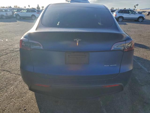 Tesla Model Y Image 5