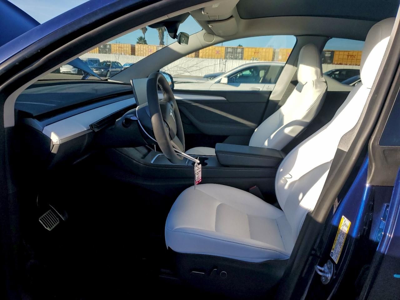 Tesla Model Y Image 2