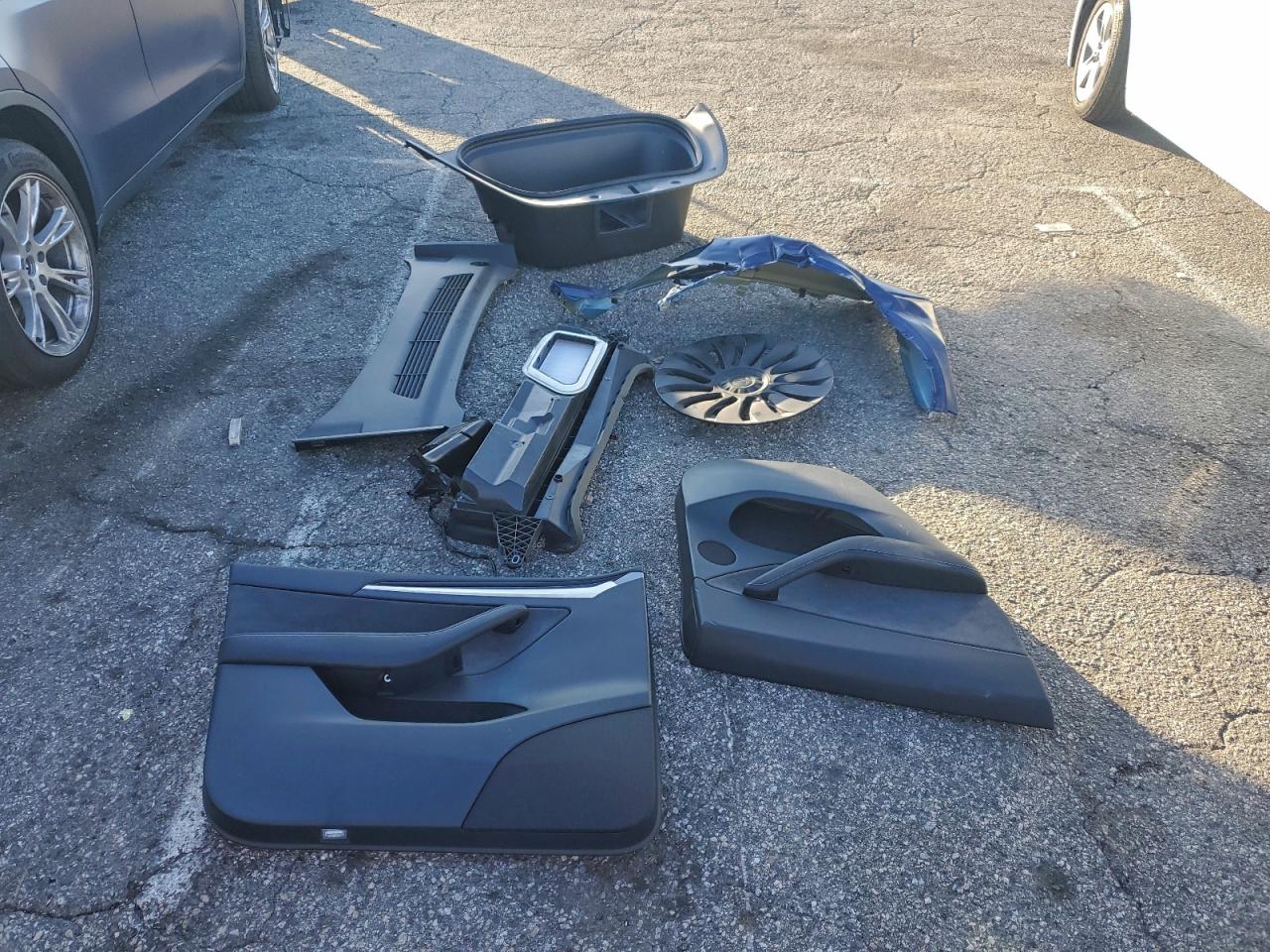 Tesla Model Y Image 8