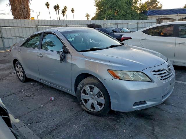 Toyota Camry Ce Image 3