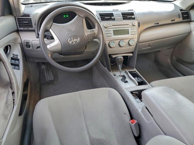 Toyota Camry Ce Image 7