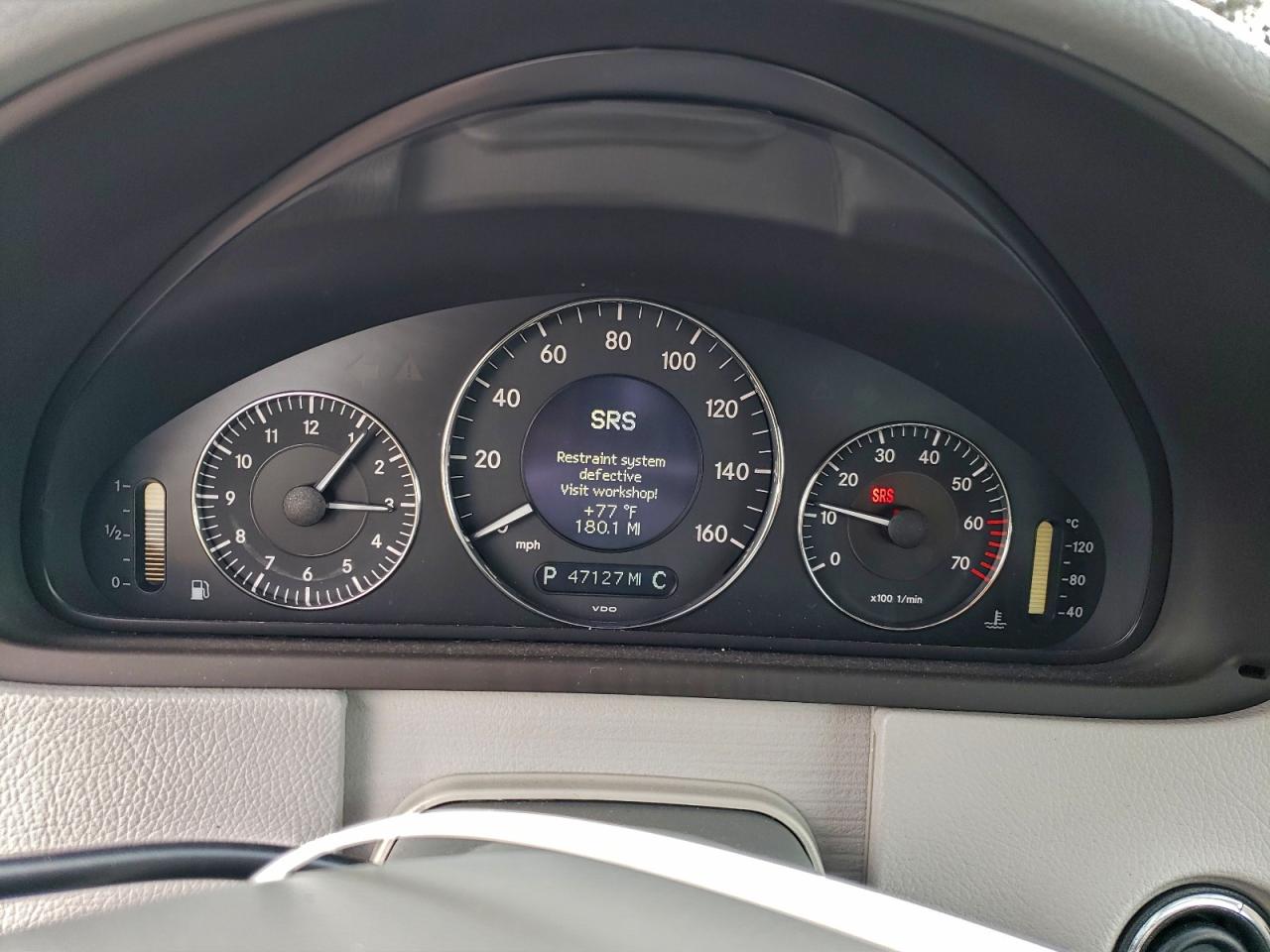 Mercedes-Benz Clk-class 320c Image 10