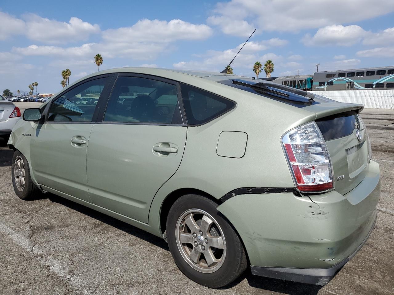 Toyota Prius Image 2