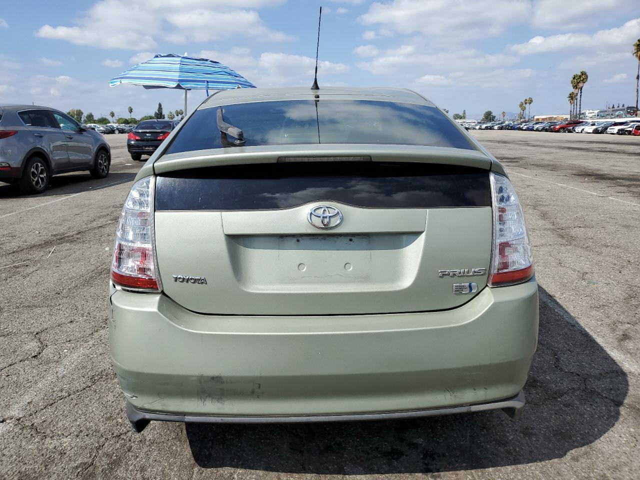 Toyota Prius Image 8