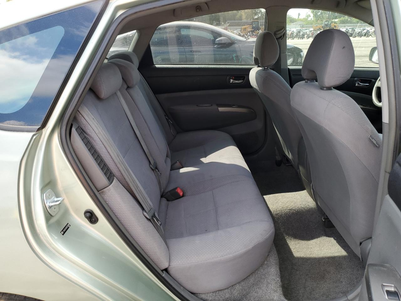 Toyota Prius Image 10