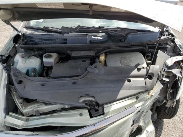 Toyota Prius Image 12