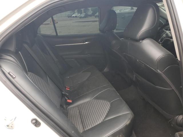 Toyota Camry Se Image 7