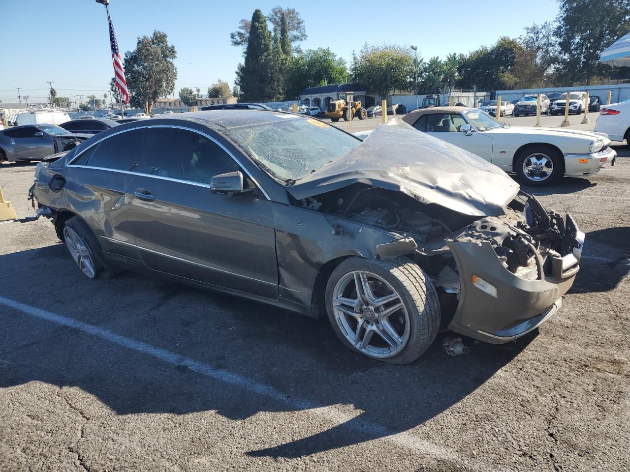 Mercedes-Benz E-Class 350 Image 6