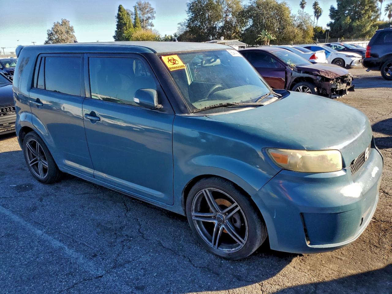 Toyota Scion Xb Image 10