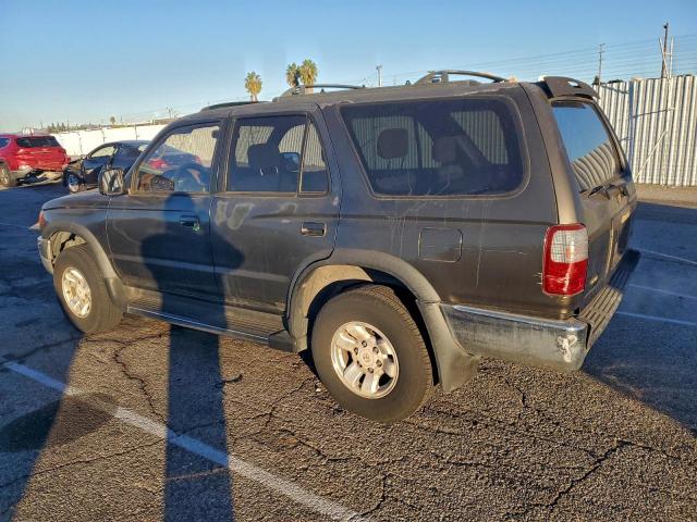 Toyota 4Runner Sr5 Image 12