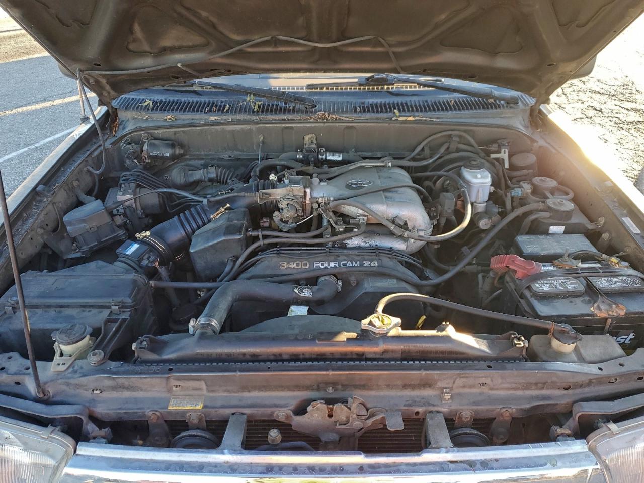 Toyota 4Runner Sr5 Image 13