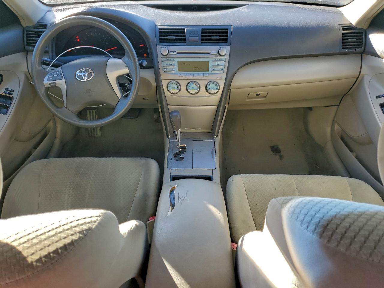 Toyota Camry Ce Image 10