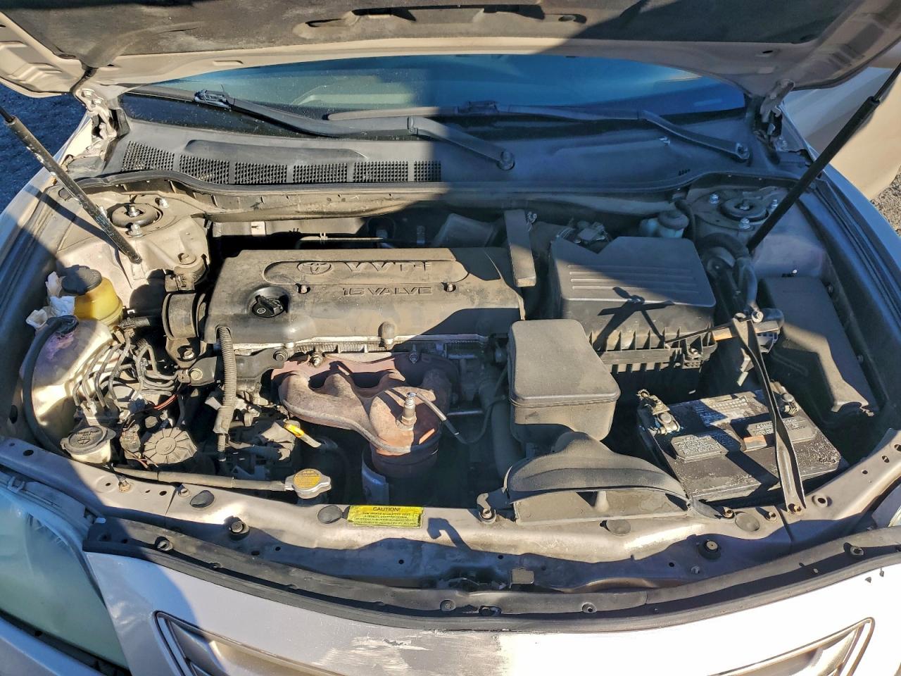 Toyota Camry Ce Image 3