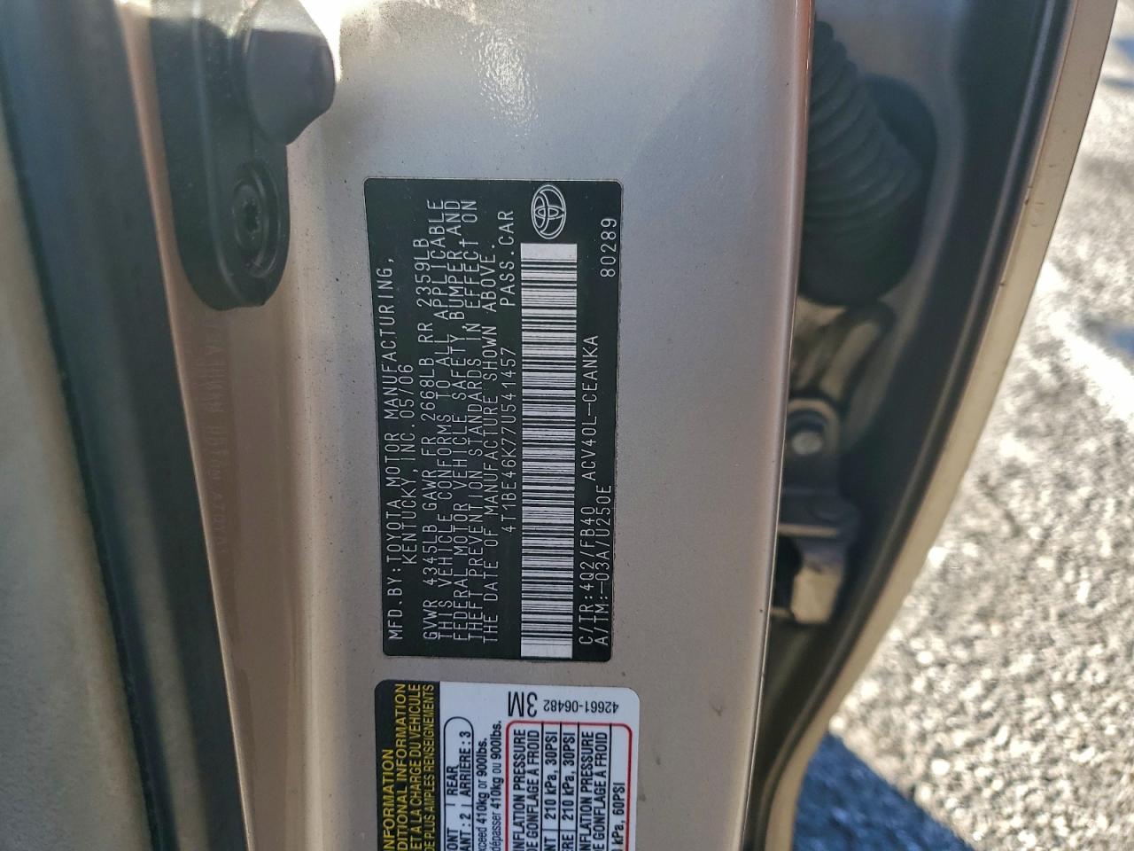 Toyota Camry Ce Image 5