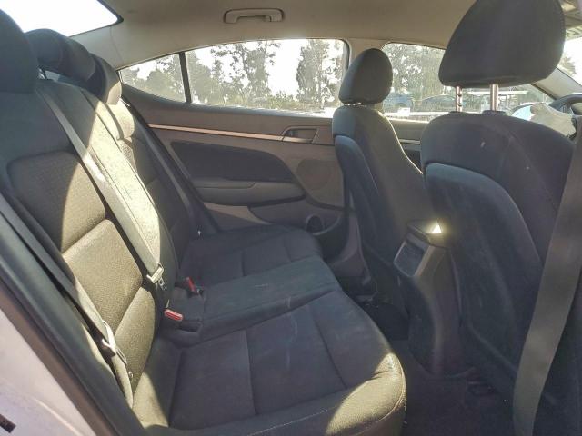Hyundai ELANTRA Sel Image 12