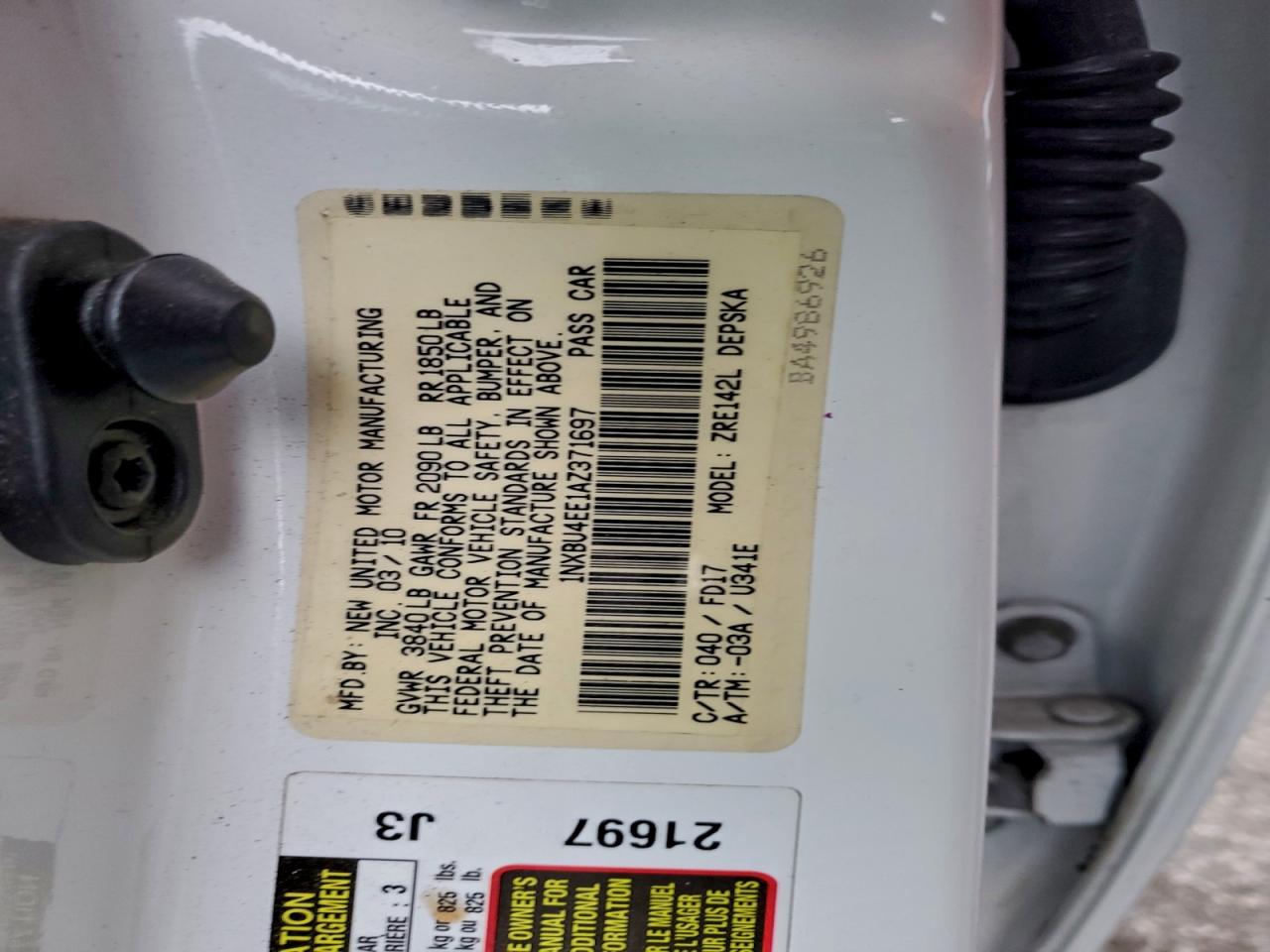 Toyota Corolla Base Image 8