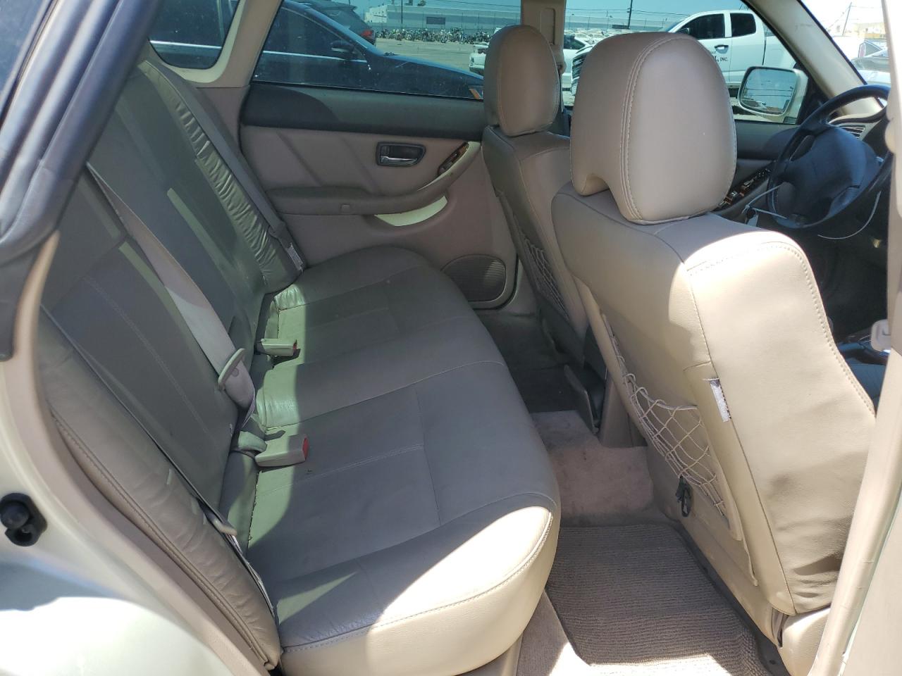 Subaru Legacy Outback Limited Image 7