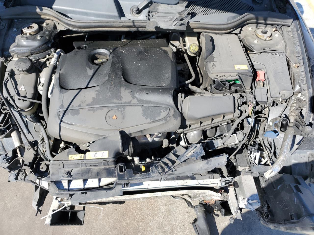 Mercedes-Benz Cla-class 250 Image 9