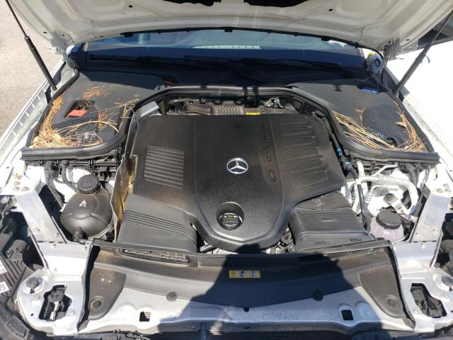 Mercedes-Benz E-Class 450 Image 13