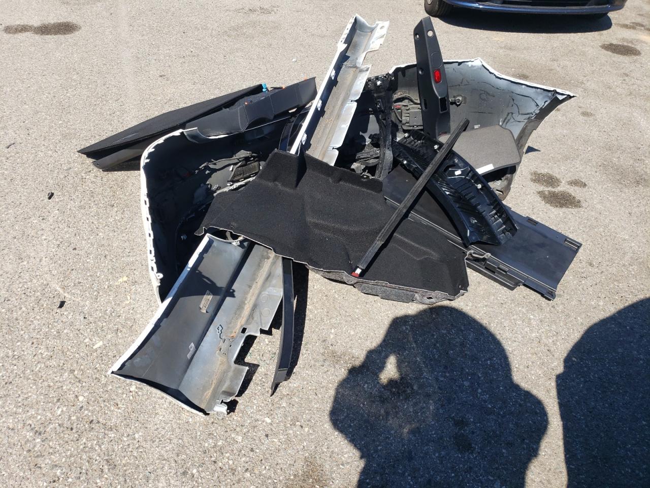 Mercedes-Benz E-Class 450 Image 11