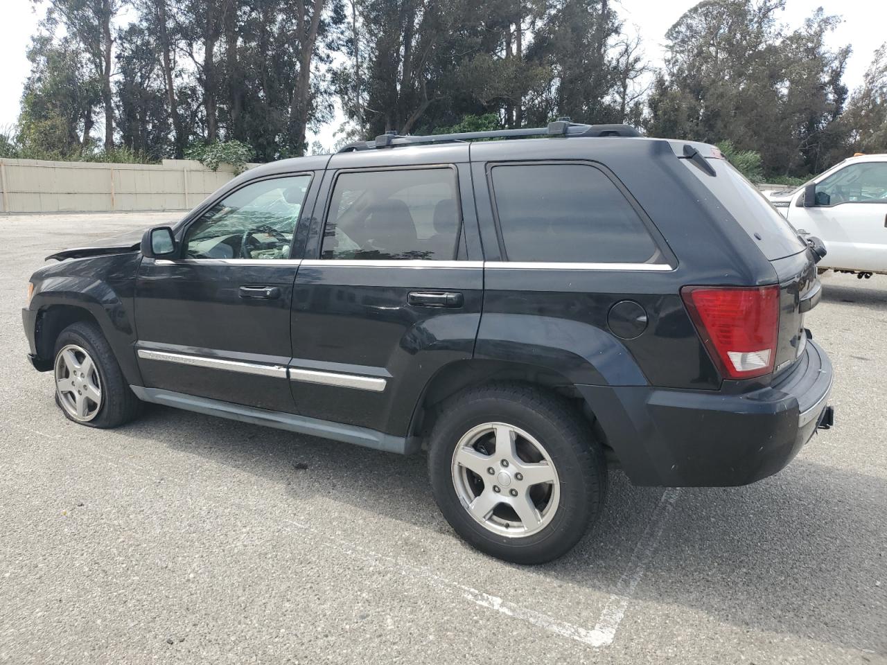 Jeep Grand Cherokee Limited Image 3