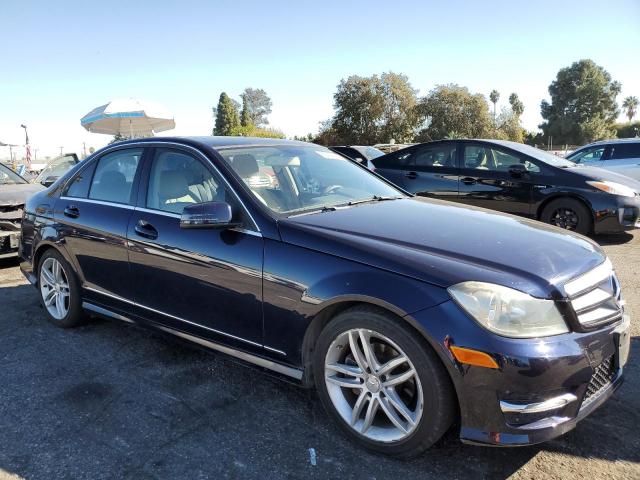 Mercedes-Benz C-Class 250 Image 3