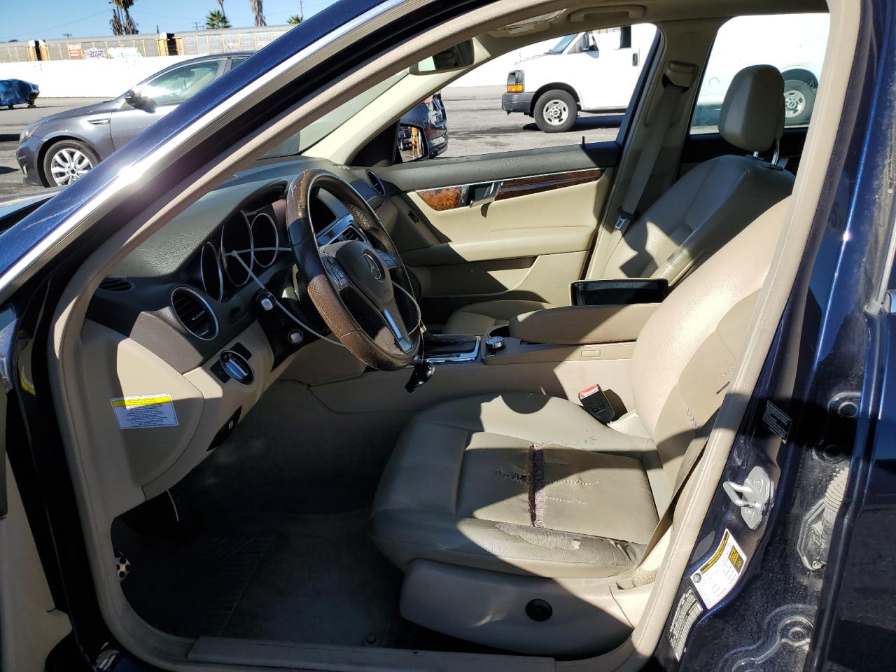 Mercedes-Benz C-Class 250 Image 4