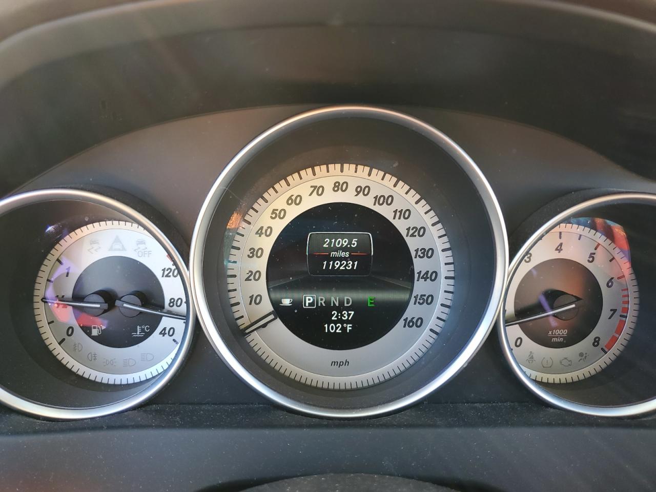 Mercedes-Benz C-Class 250 Image 12