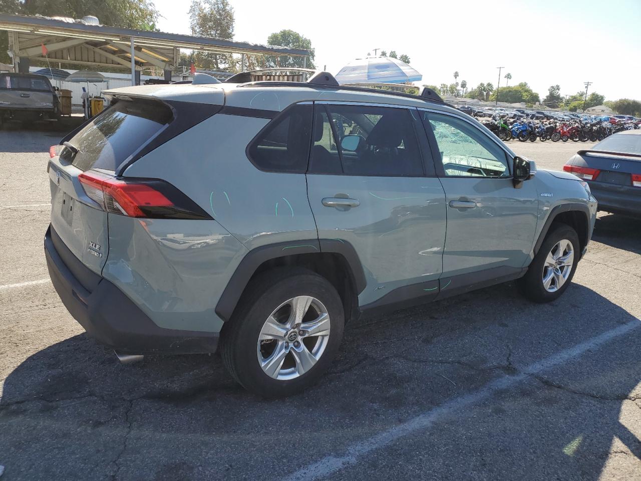 Toyota RAV4 Xle Image 9