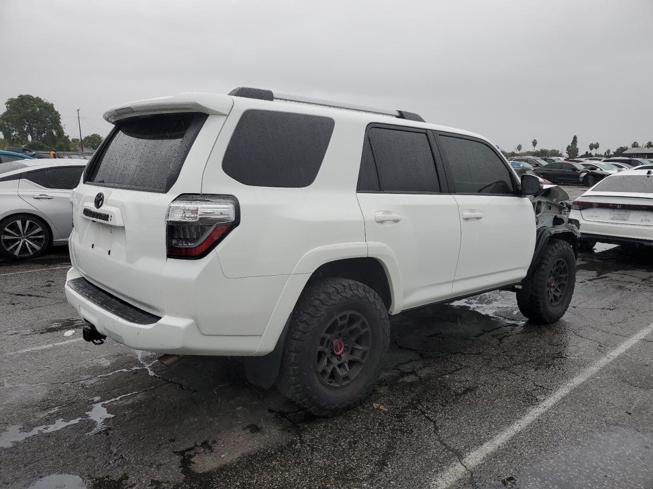 Toyota 4Runner Sr5 Image 8